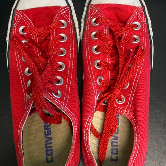 Red Retro Converse - Picture 2 of 4